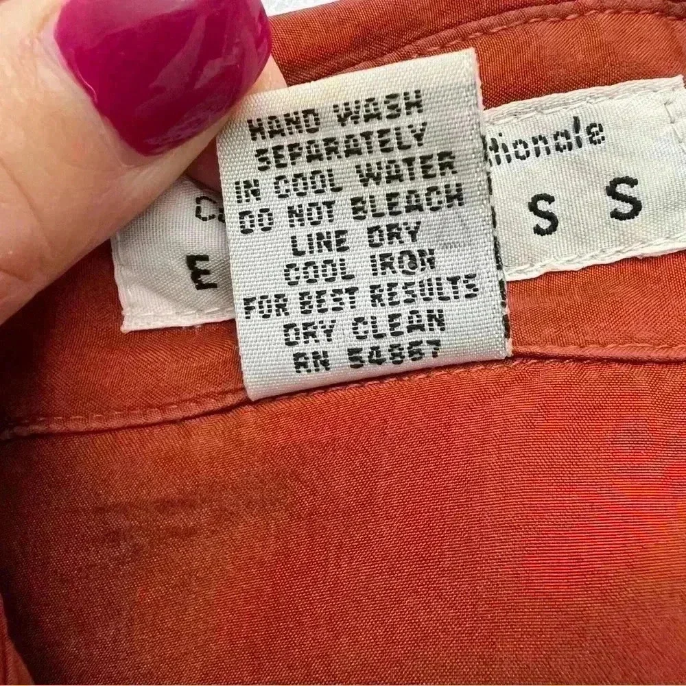 *Rare* 80’s/90’s Vintage Express silk burnt orange blouse. - Picture 12 of 12